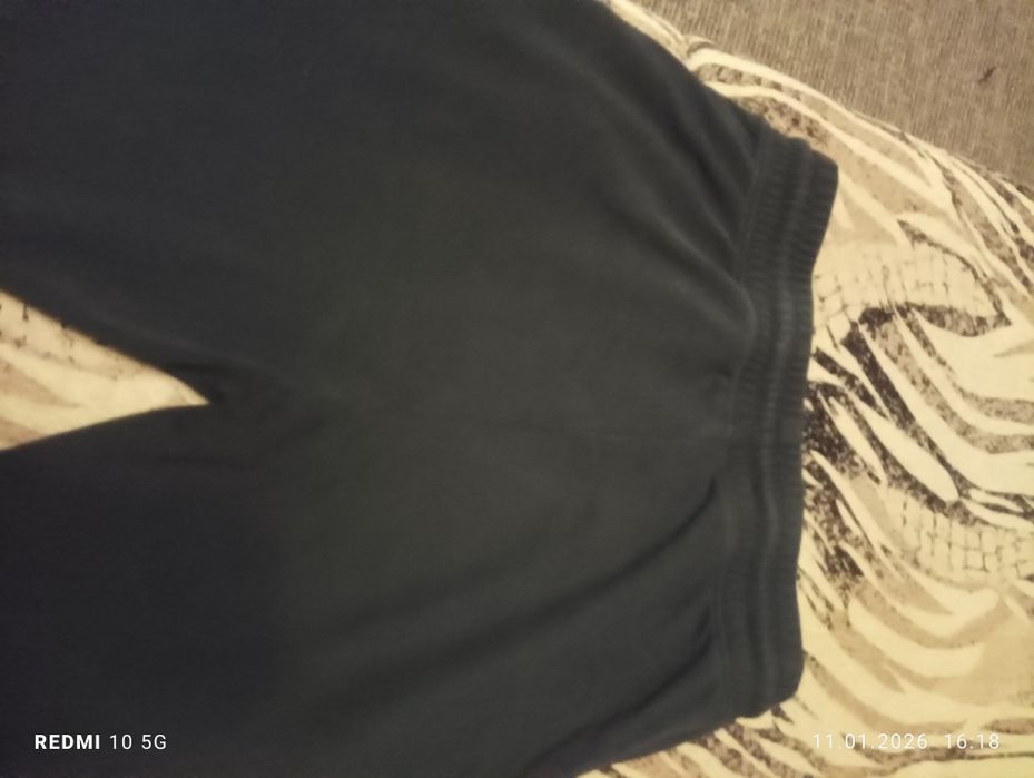 Спортивные мужские штаны. М