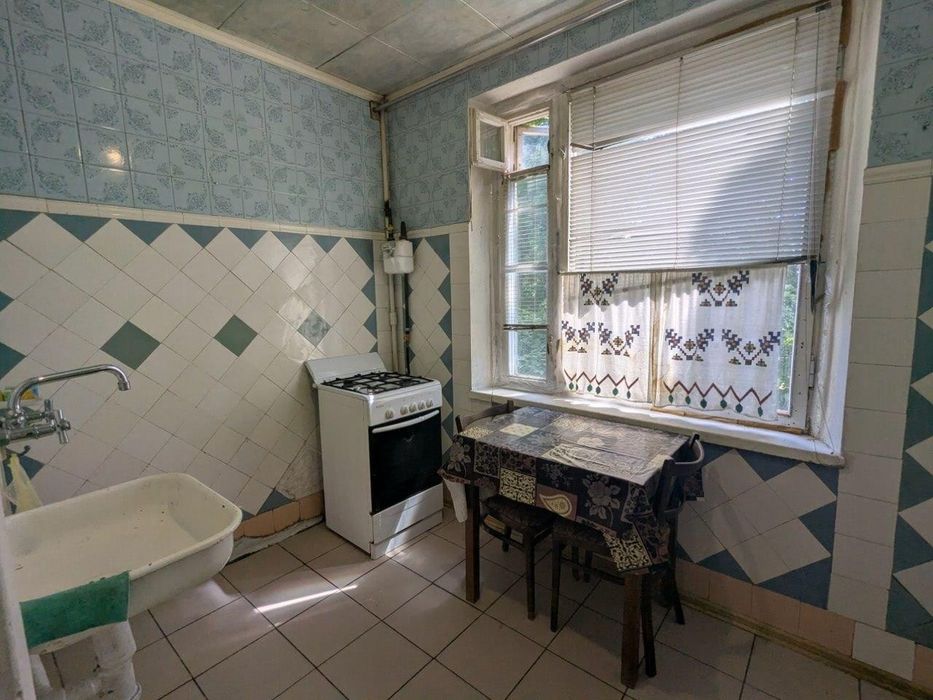 2-к. вул.Нескорених 36, метро Салтівська