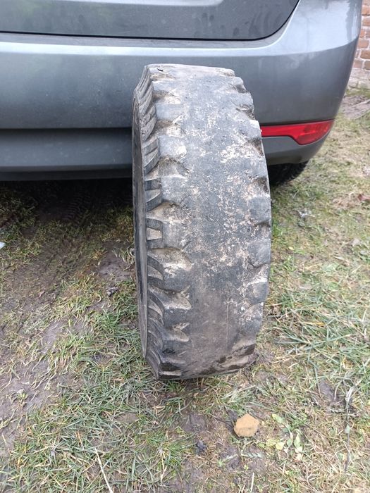 Opony przemysłowe  7.00-12