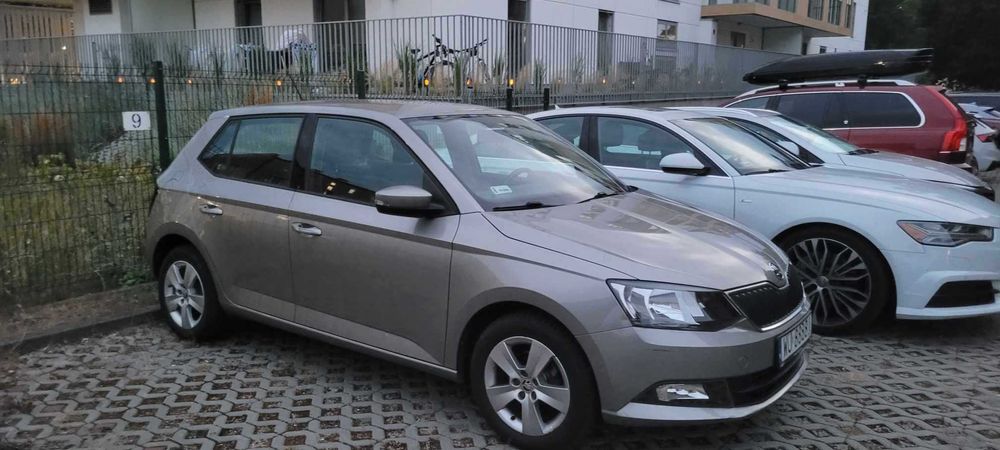 Wynajem wypożyczalnia bus 9 osobowy AUTOMAT, samochody 5 osobowe