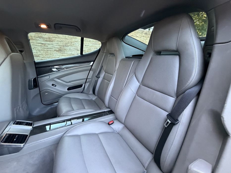Porsche Panamera — fotografia 10