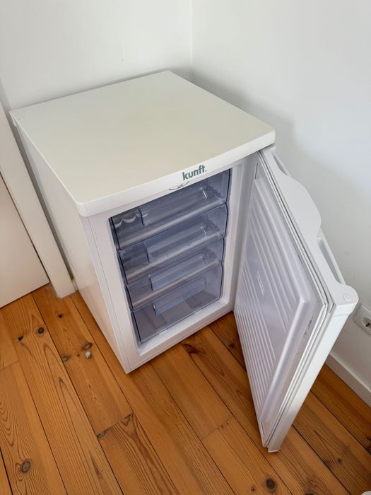 Freezer new / Congelador novo