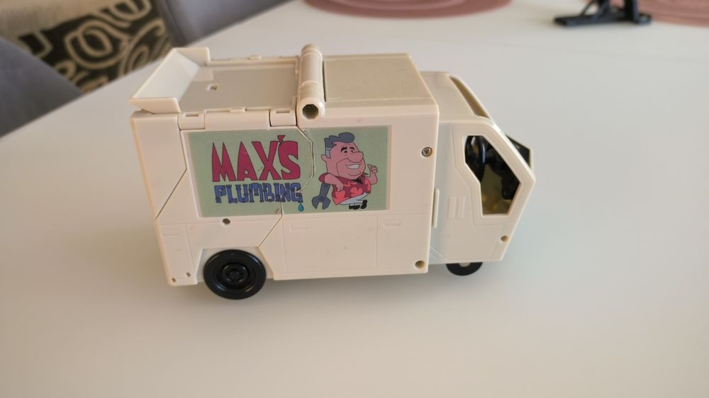 Фургон Макса Ben 10, Бен 10