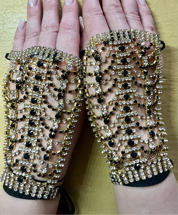 Украшения на 2 руки