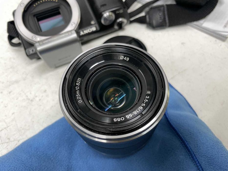 беззеркалка Sony Alpha NEX-5N лучше чем SONY A6400 A6500