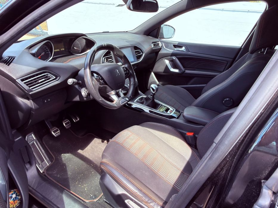 Peugeot 308 SW — fotografia 8
