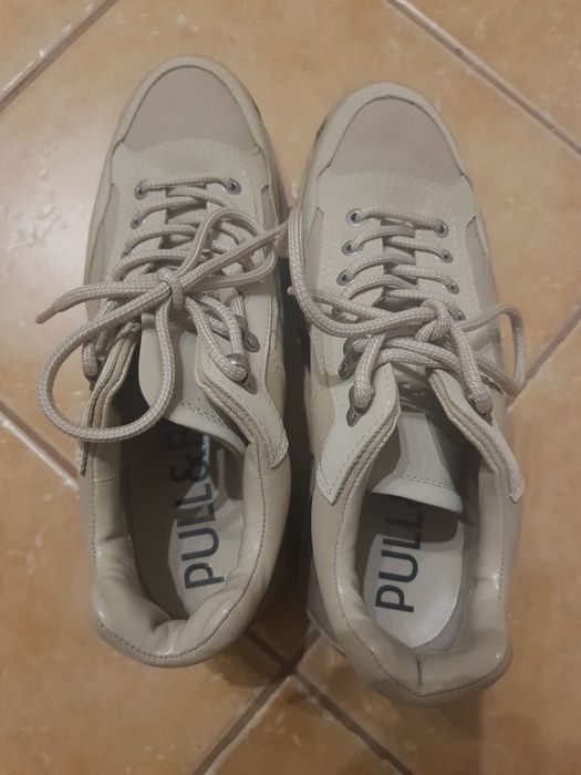 Buty damskie PULL & BEAR