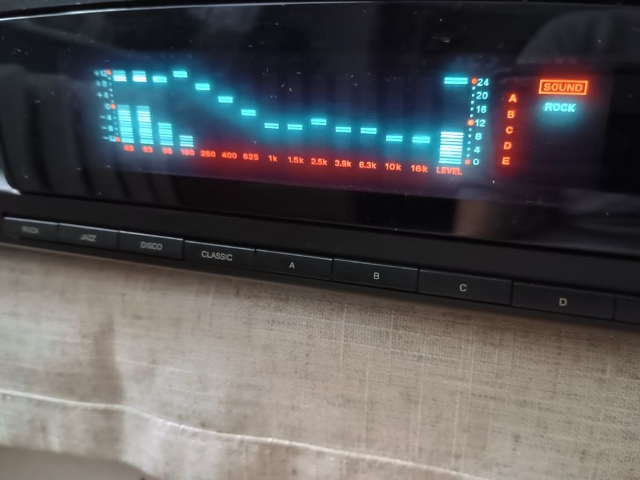 Korektor graficzny universum eq-155