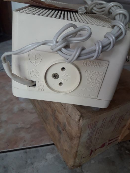 Продам новий стабилизатор напряжения