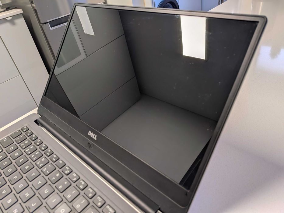 Dell Inspiron 14 7472 / 16GB Ram / 1TB + 128GB SSD / Geforce MX150 4GB