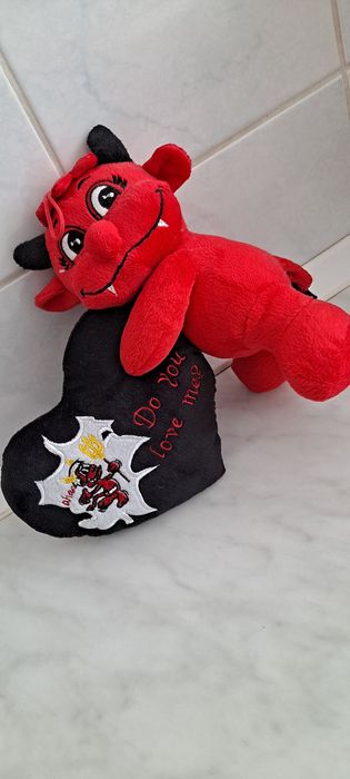 Maskotka diabeł czerwona