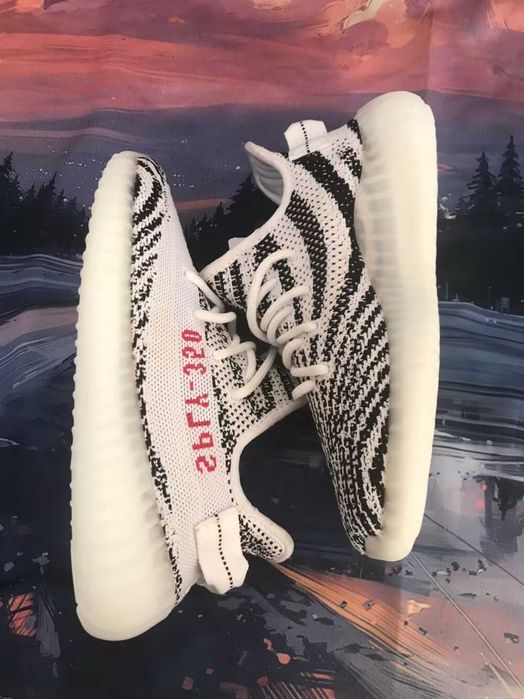 buty yeezy EU 42