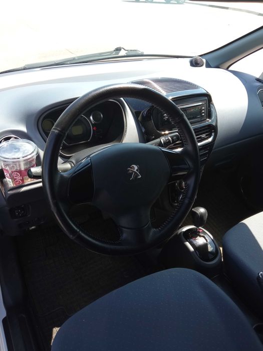 Peugeot ion 2016