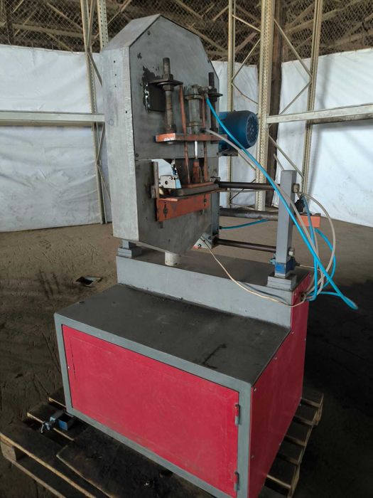 Відрізний  автоматичний пристрій для погонажних виробів