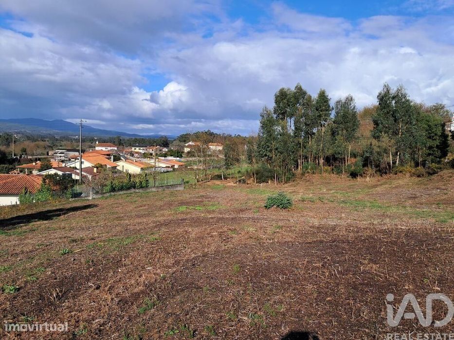 Terreno em Reboreda e Nogueira de 4514,00 m2