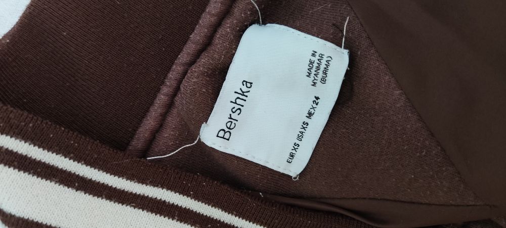 Bomber Bershka castanho XS