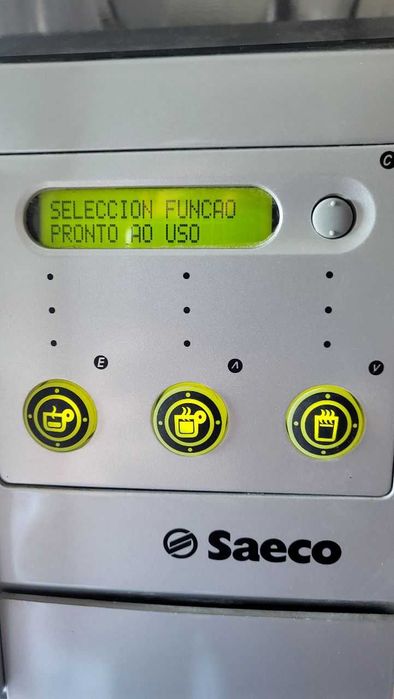 Máquina de Café Saeco Ambra SUP 015VR