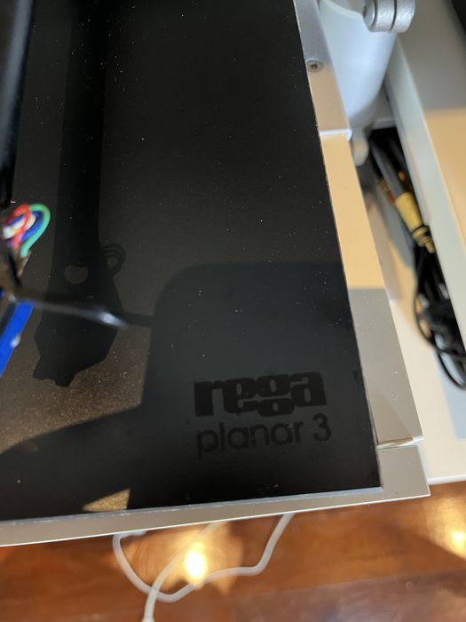 Rega Planar 3 – Gira-discos vintage em excelente estado (pouco uso)