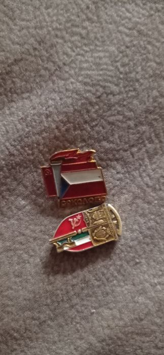 Значки новые и СССР