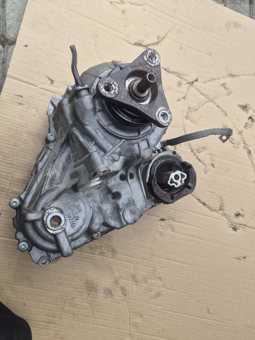 Reduktor BMW  ATC13 BMW 7 G11 G12 X3 X4 G20 SKRZYNIA ROZDZIELCZA OE 8673712