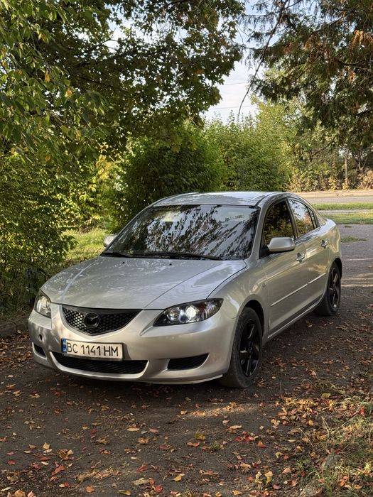 Mazda 3 хороший стан