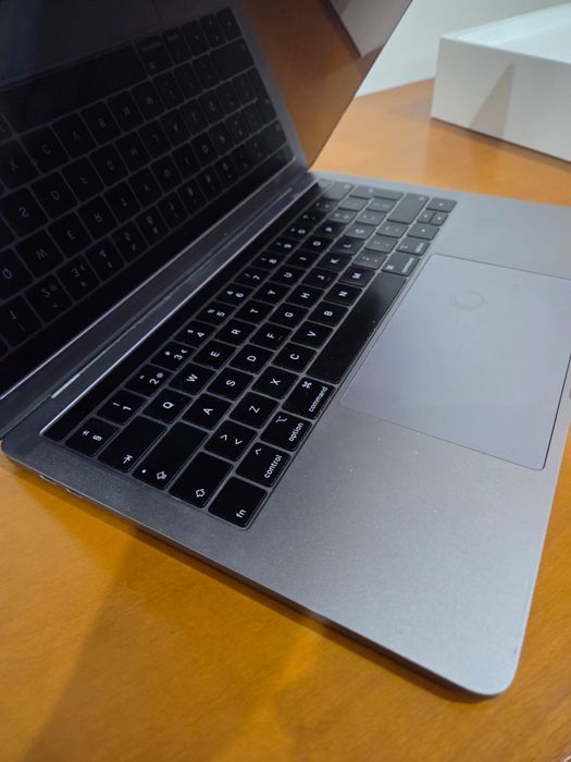 Macbook pro 13’ intel
