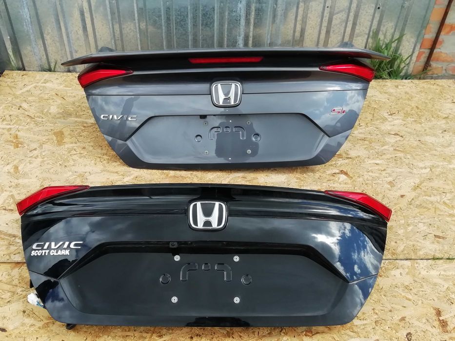 Кришка багажника Honda Civic X