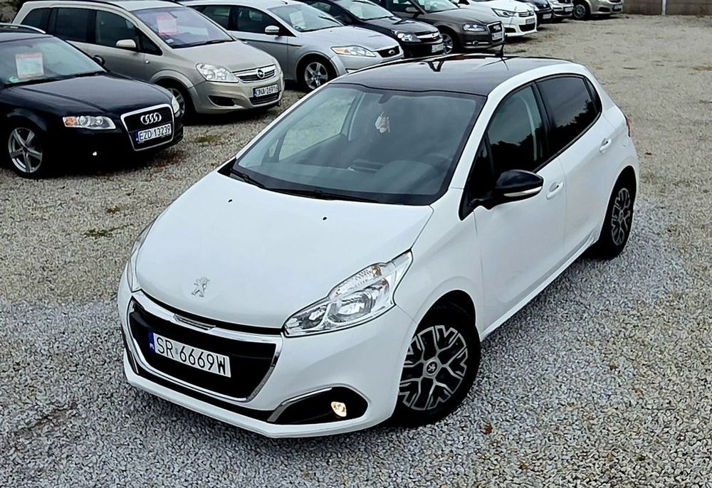 Peugeot 208 Niski przebieg! 1.6HDI! Tablet! Śliczny stan! Zamiana też! Dostawa!
