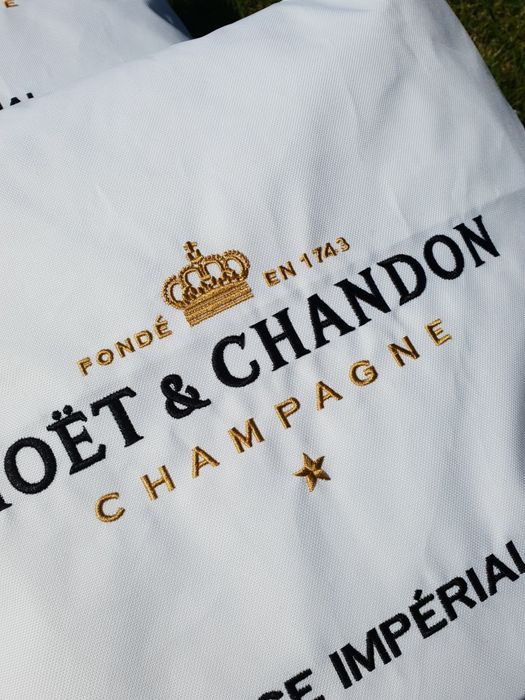 Oryginalne poduszki Moet & Chandon wyszywane ORYGINALNE jacht
