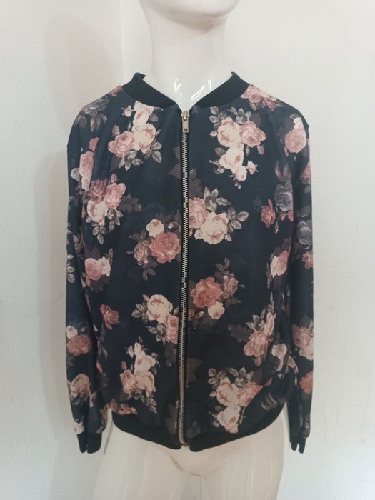 Stylowa Bomberka w Kwiaty PRETTY BODY | Rozmiar M/L | Floral Jacket