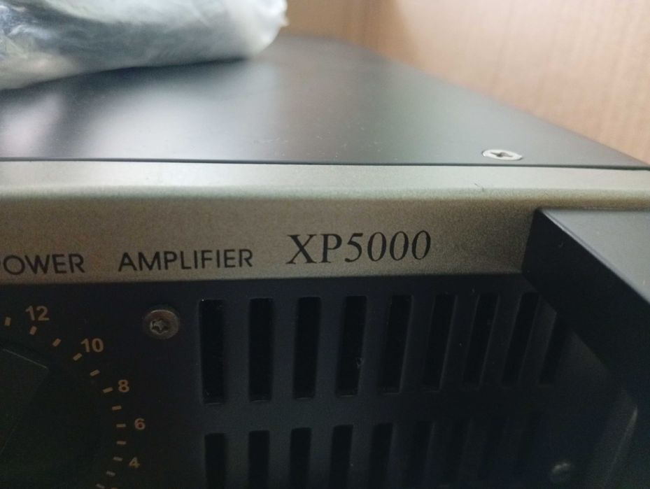 Продається підсилювач YAMAHA XP5000 стан нового, використовував разів 5 на вечірках у ресторані.