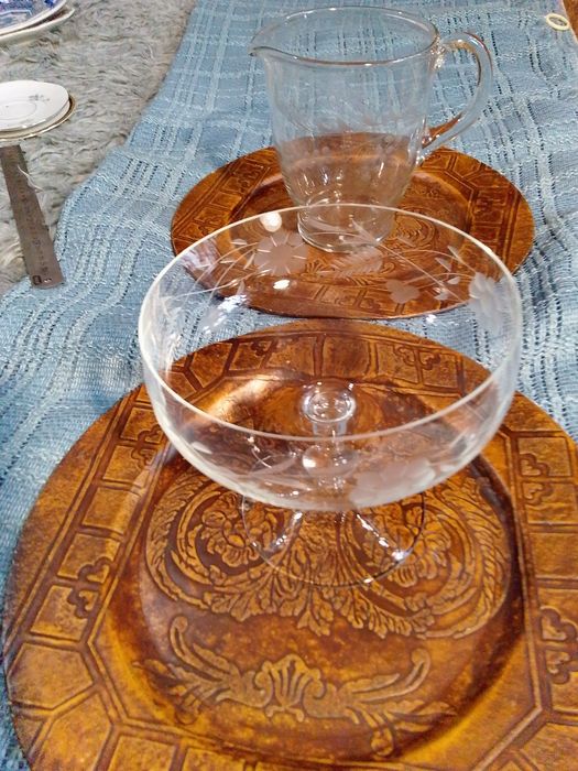 Ваза на ножке Кувшин под вино Винные бокалы-креманки Ликёрные бокалы