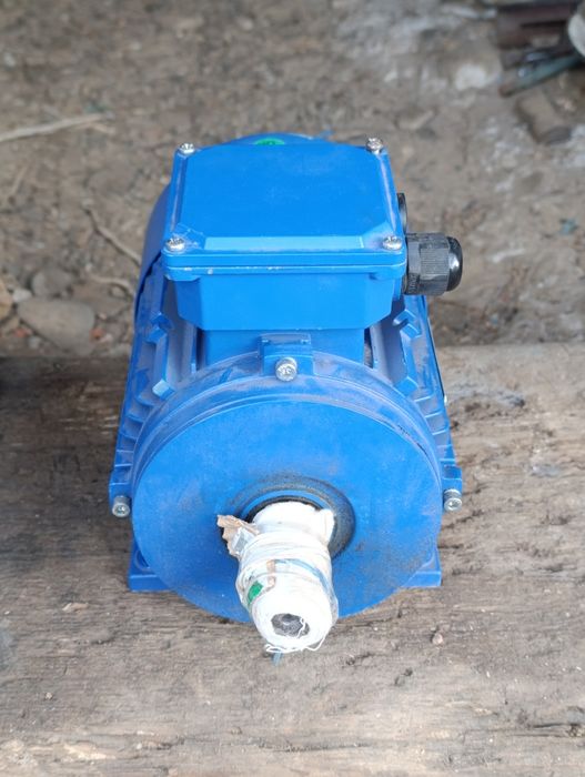 Електродвигун 1,5 Квт новий