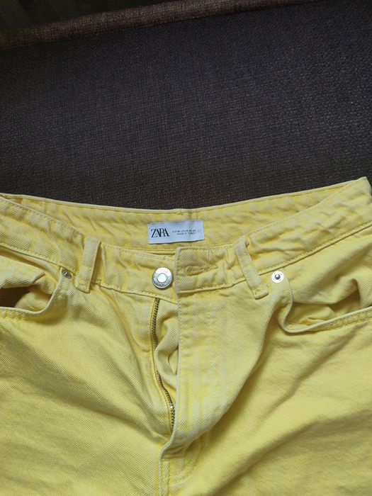 Джинсы zara женские