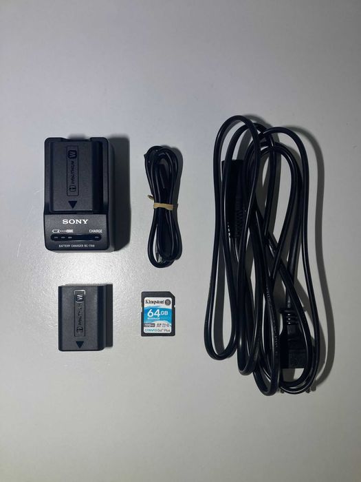 Sony ZV-E10 - Como nova