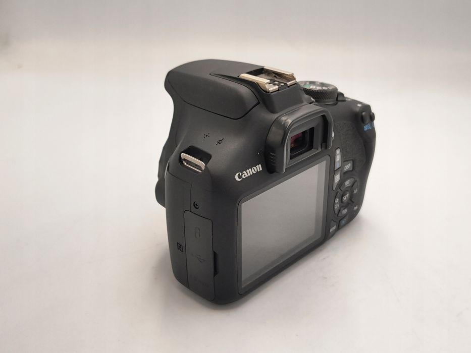Canon EOS 2000D 43190 zdjęć
