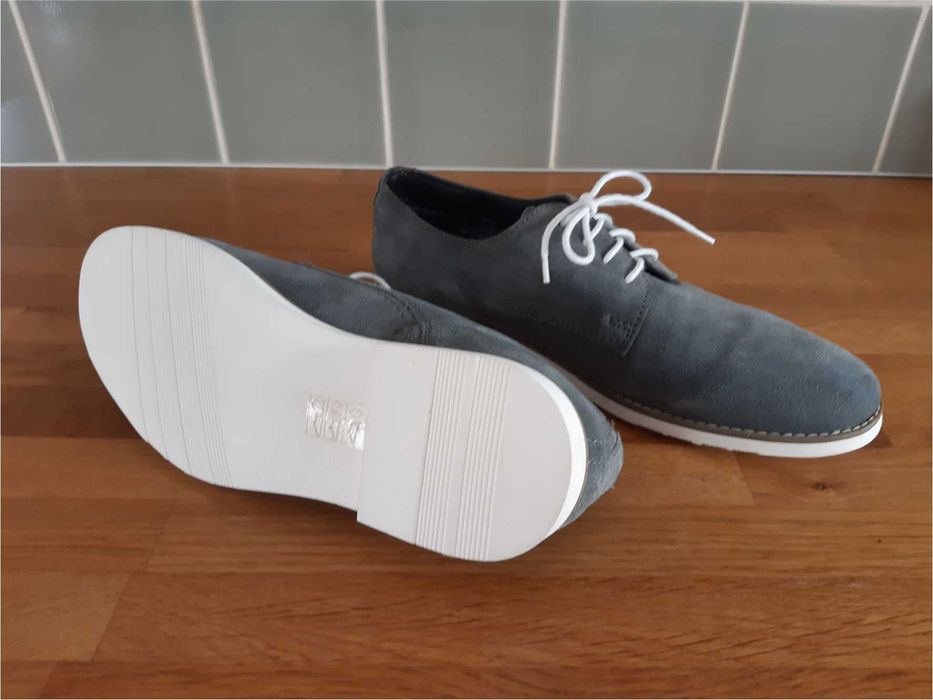Buty Męskie zamszowe marki HOWICK rozmiar 44