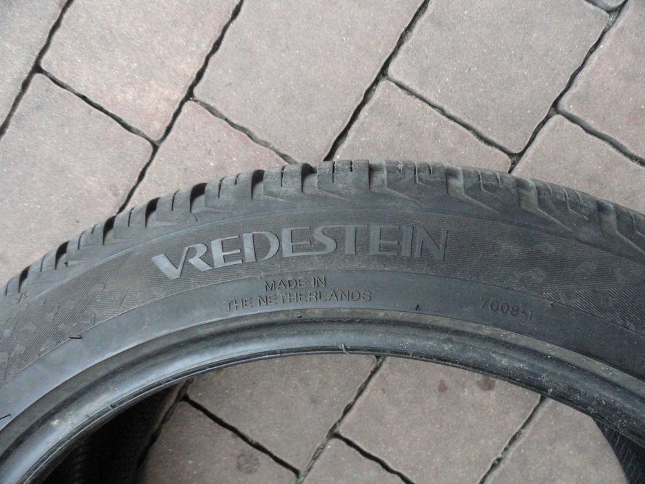 215/45R17 Vredestein Quatrac 5