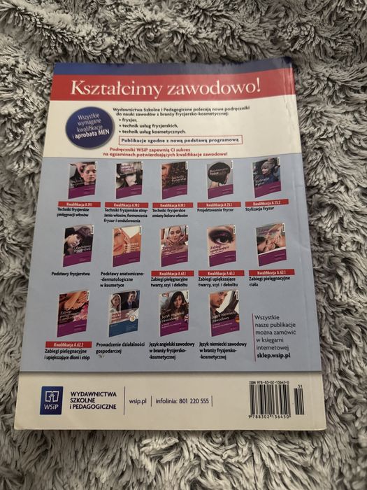 Techniki fryzjerskie sprzedam książki