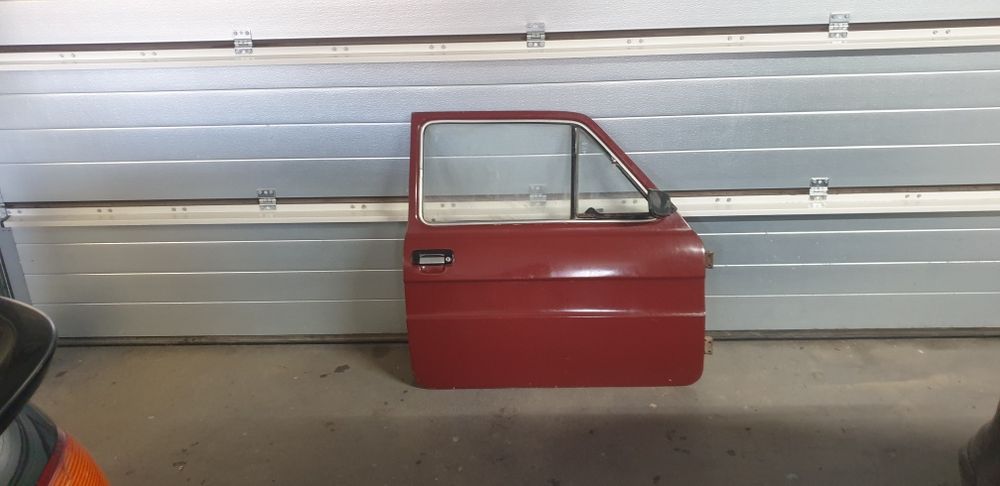 Drzwi Fiat 126p  maluch prawe