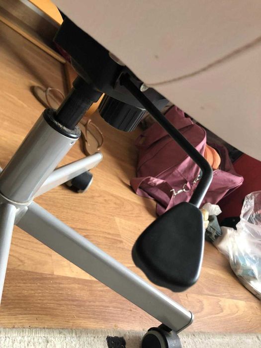 Cadeira IKEA modelo SKRUVSTA