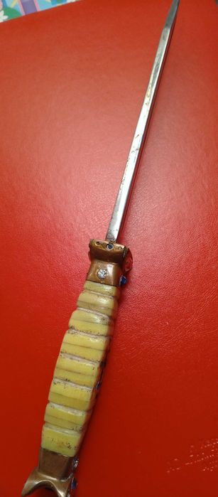 Продается Нож выкидной