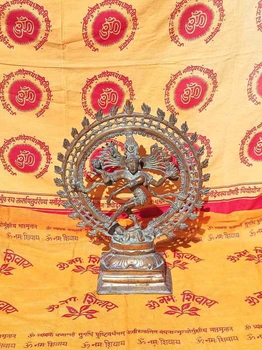 Shiva Nataraja – Estátua para Yoga e Meditação