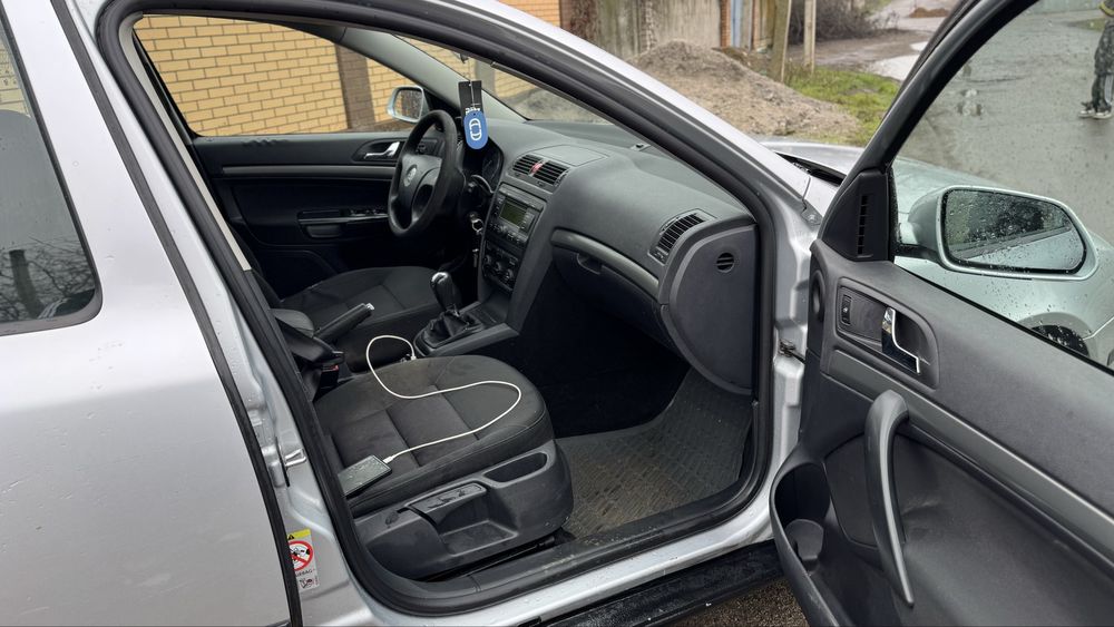 Авто в наявності