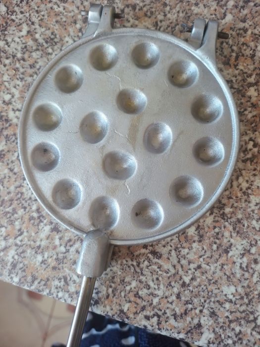 Продам форму для випікання горішків
