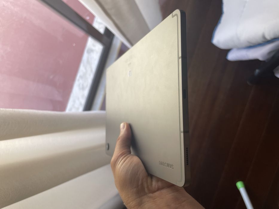 Samsung tab s9FE 5G