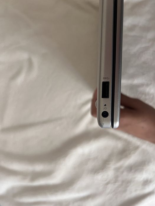 Portátil HP 15 - RÁPIDO E FIÁVEL