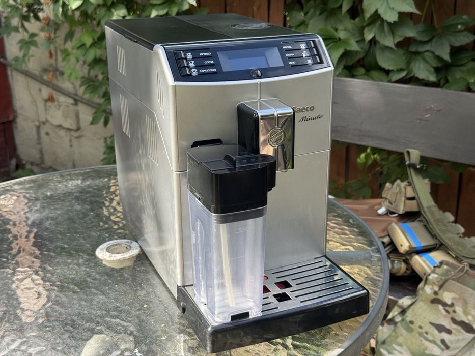 Кавомашина Saeco/DeLonghi/Philips