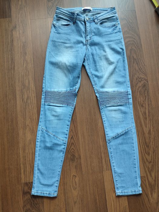 Spodnie jeansowe Cropp 36