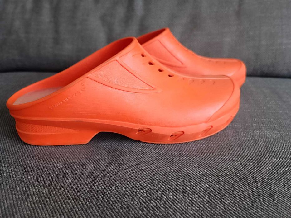 Socas hospitalares laranja tamanho 35/36